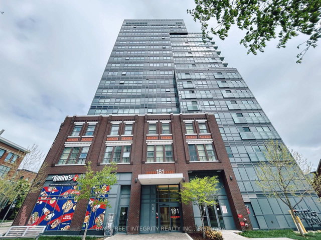 201 - 181 Huron Street