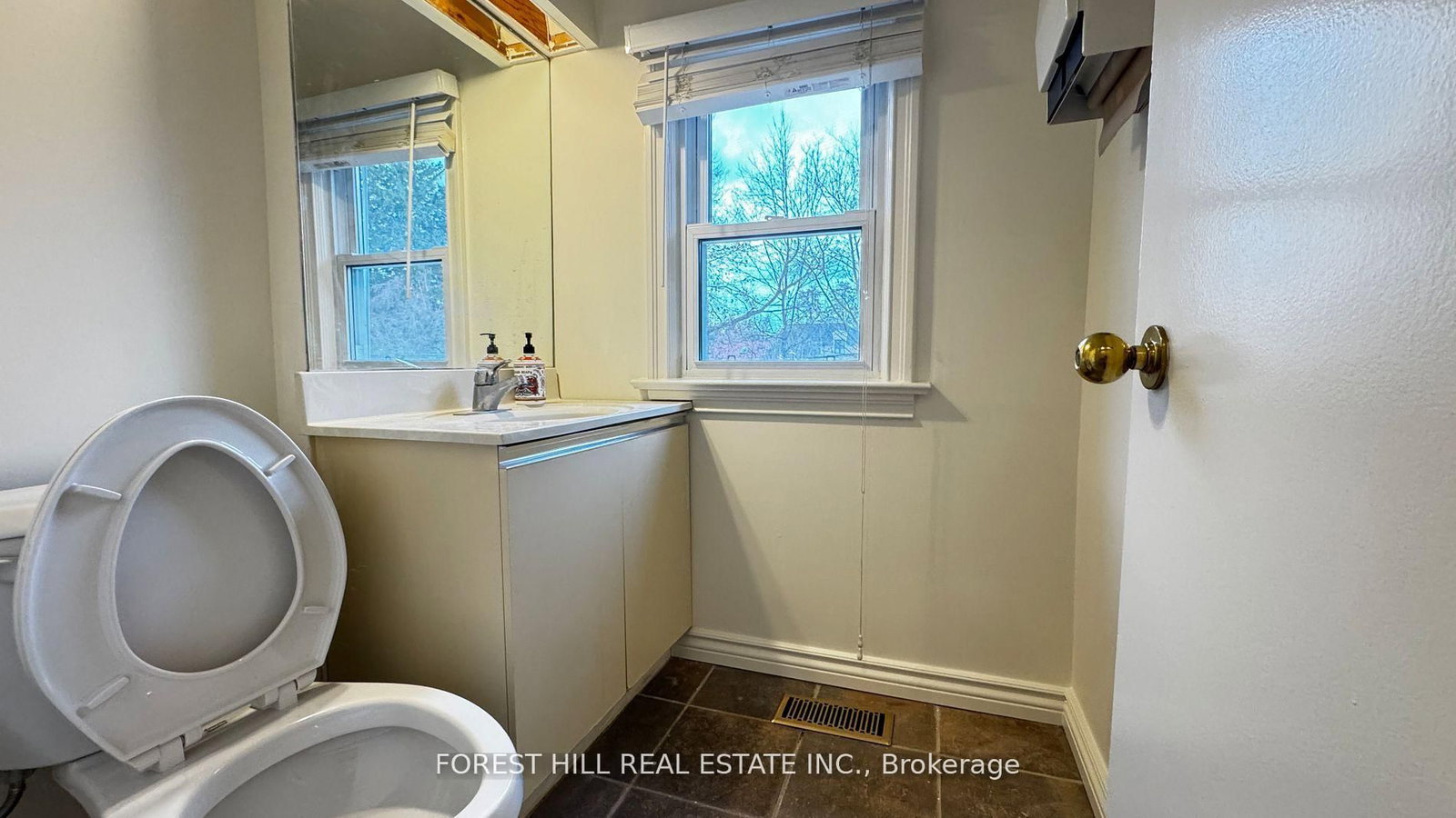 168 Sheppard Avenue W - Photo 11