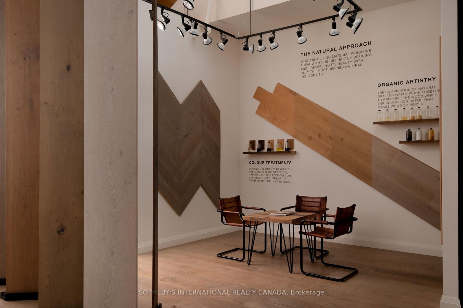 287 Macpherson Avenue, Unit 303 - Photo 13