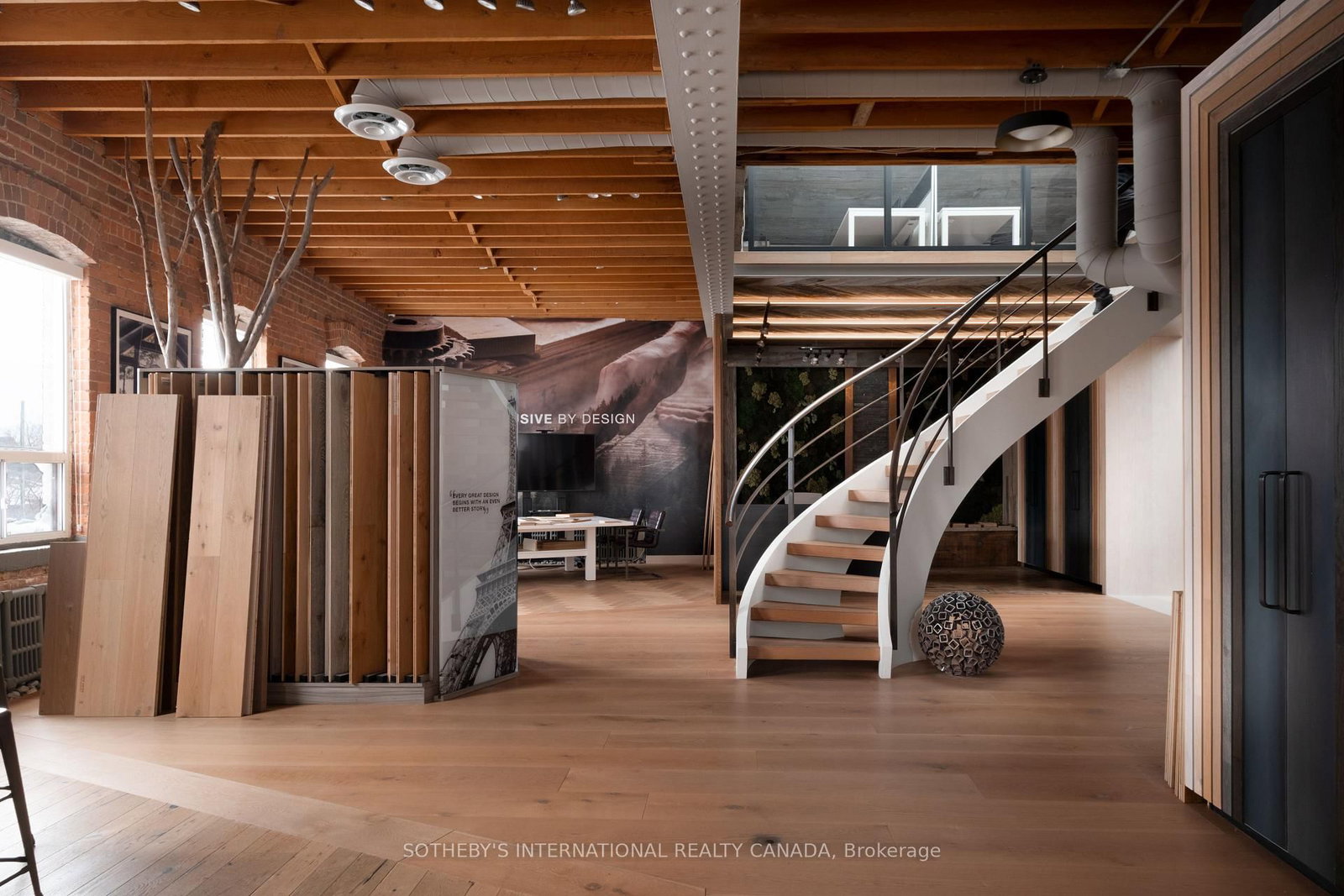 287 Macpherson Avenue, Unit 304