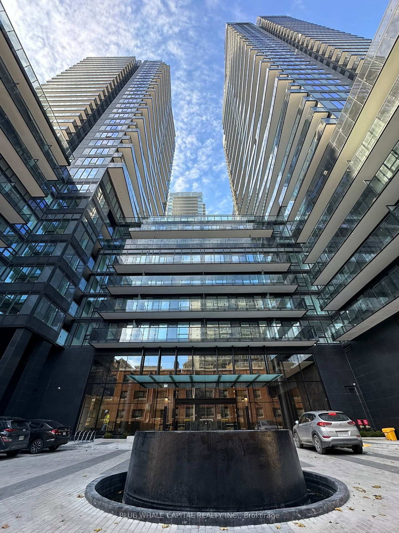 home for lease on 709-117 Broadway Avenue