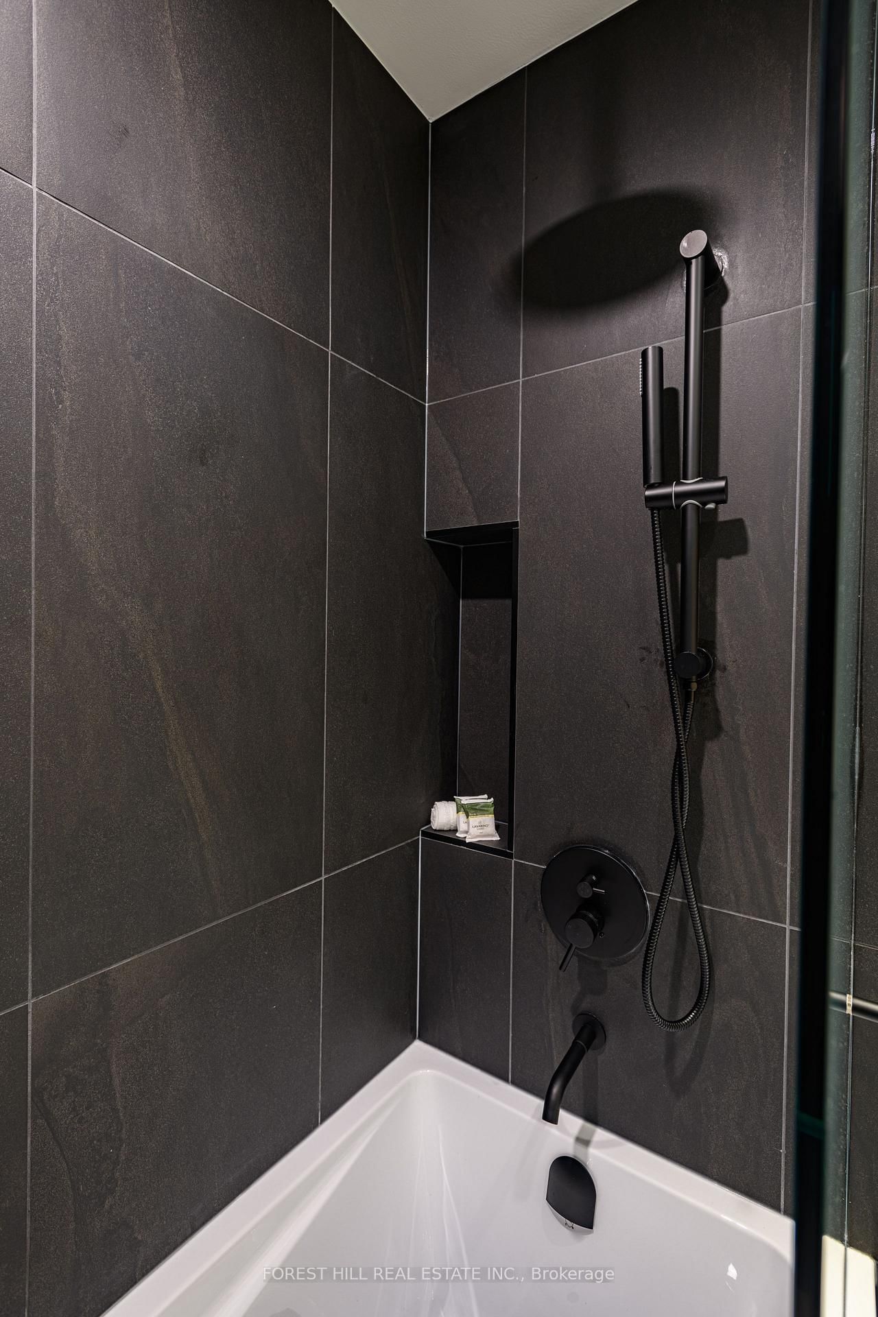 Condo for lease at 3204-55 Charles Street, Toronto, Ontario, M4Y 1S9 - Church-Yonge Corridor - MLS: C12723890