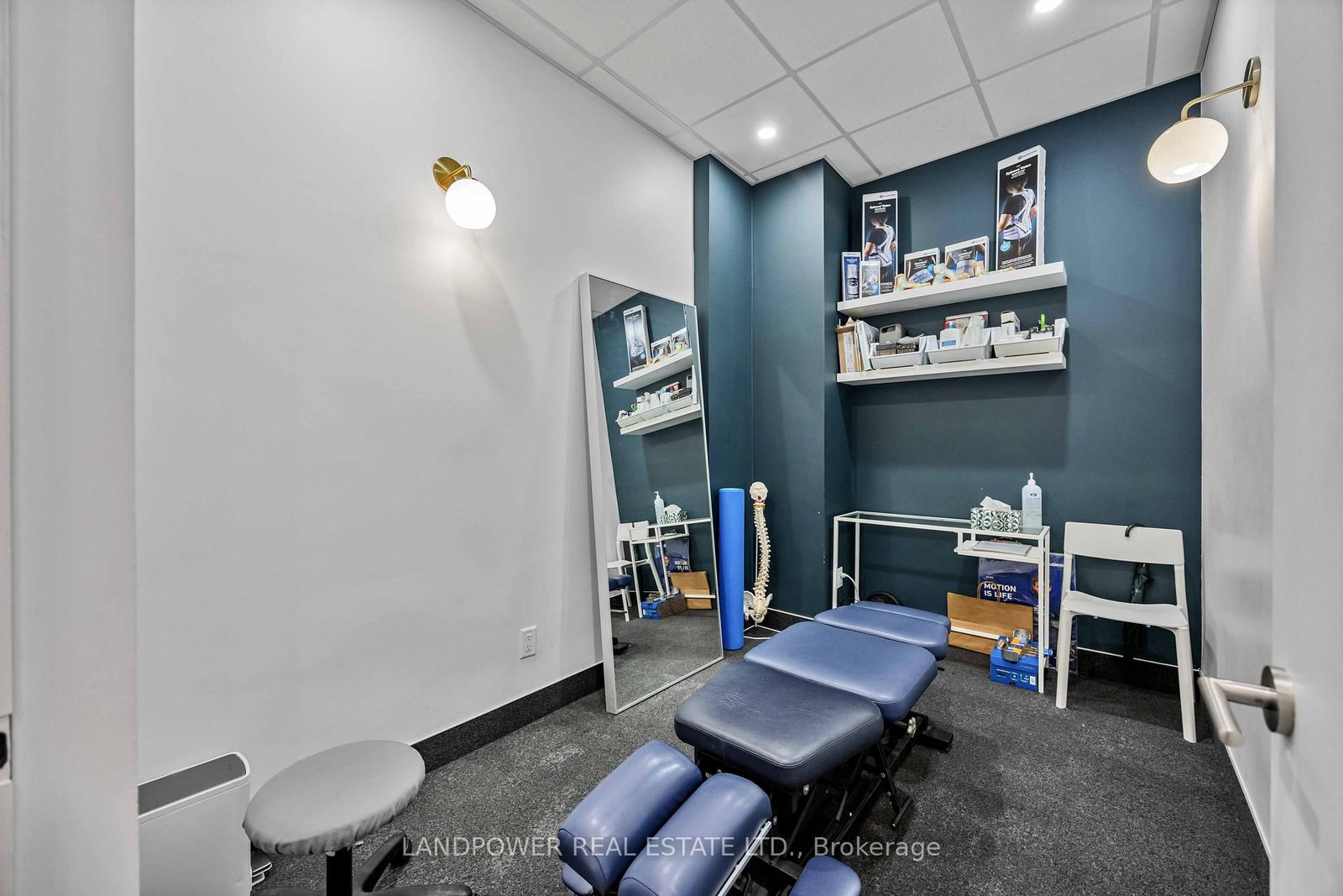 15 Wellesley Street W, Unit 220-221 - Photo 8