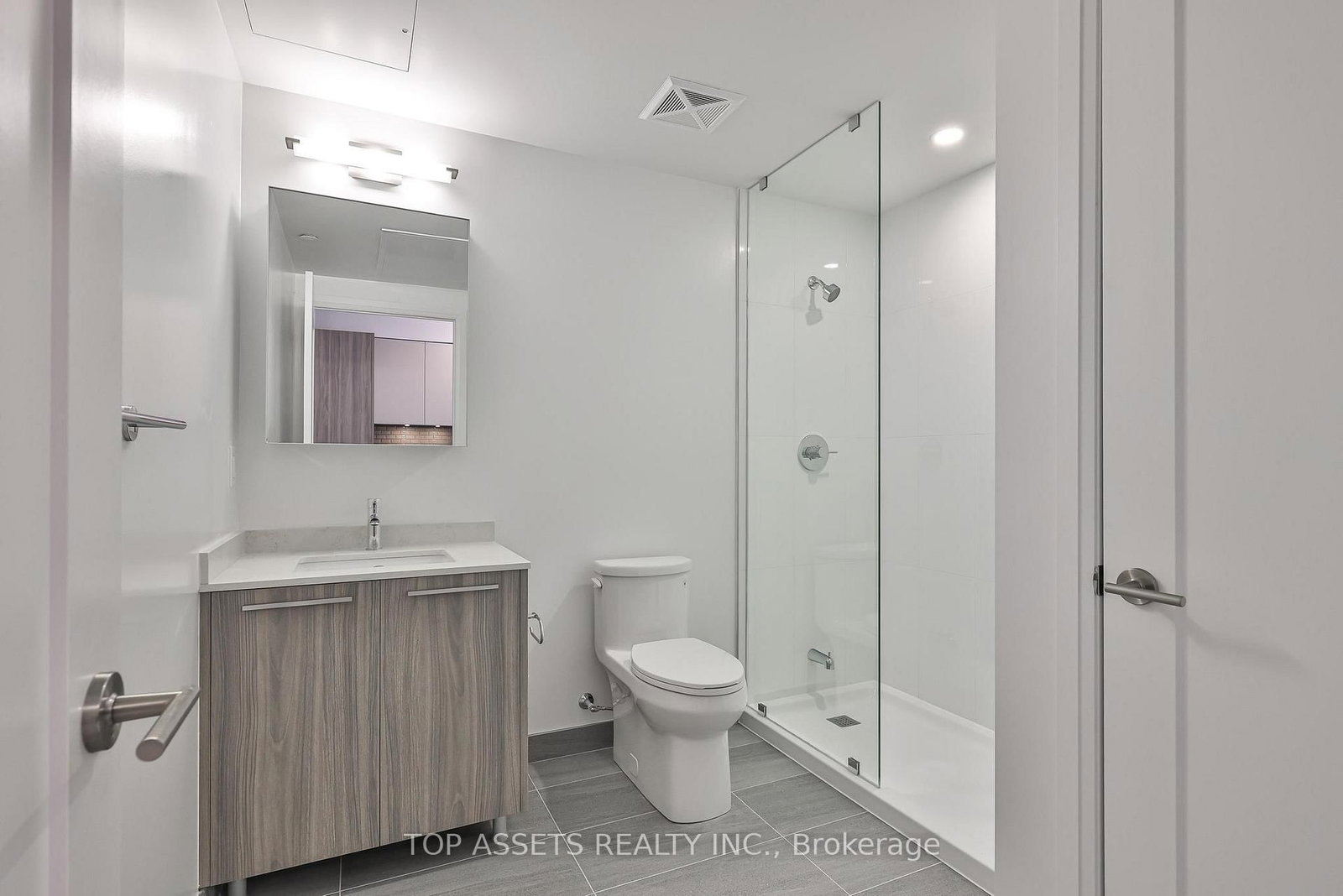 65 Broadway Avenue, Unit 1701 - Photo 25