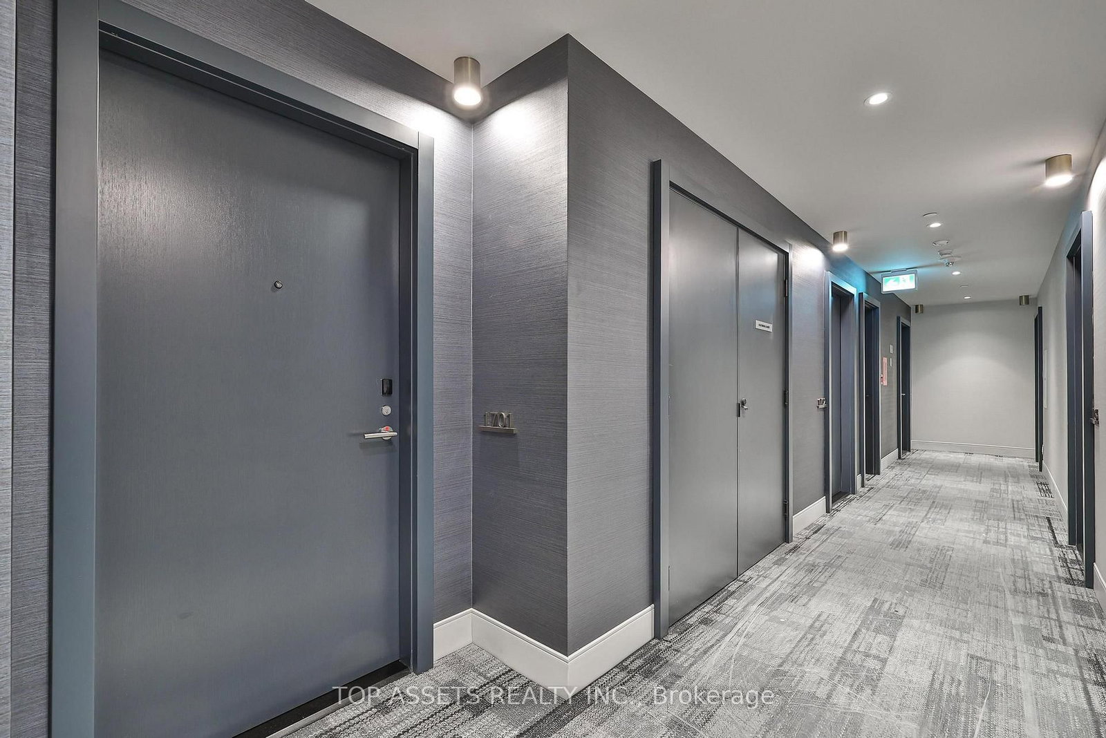 65 Broadway Avenue, Unit 1701 - Photo 4