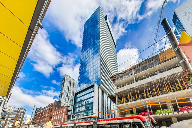 1301 - 11 Charlotte Street