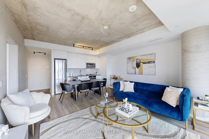 1011 - 195 McCaul St, Toronto, M5T 0E5 | Image 3