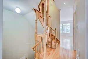 18 Espana Lane, Toronto, M2N 7K8 | Image 3