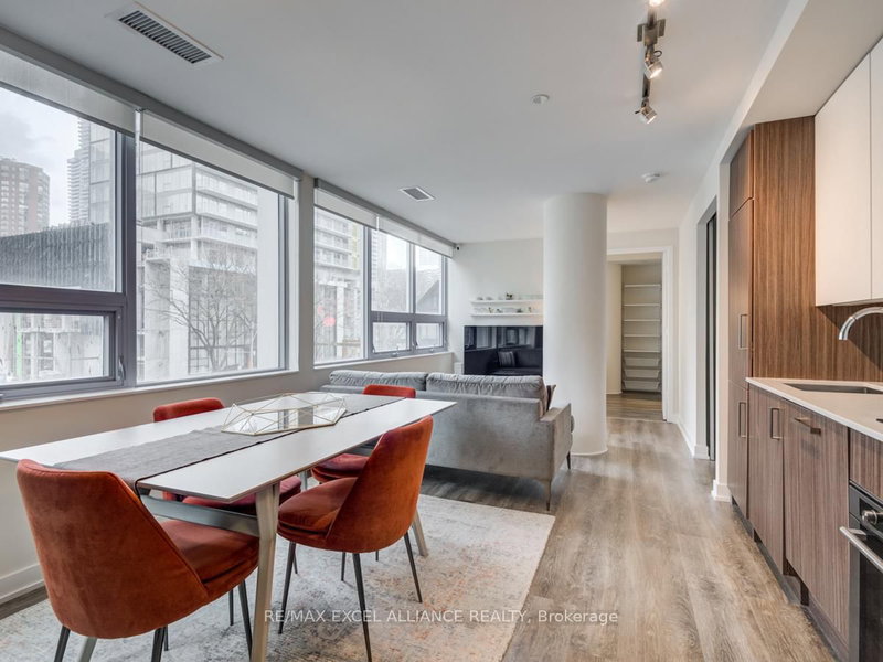 201 - 17 Dundonald St, Toronto, M4Y 1K3 | Image 3