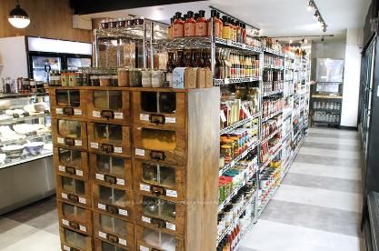 1263 Dundas Street W - Photo 2