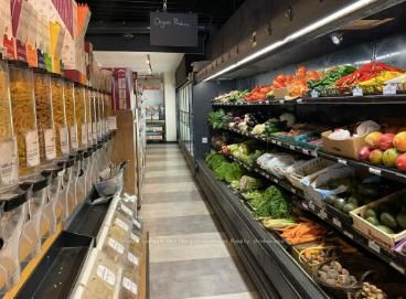 1263 Dundas Street W - Photo 3