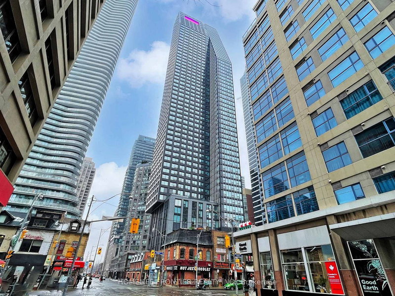 home for lease on 3007-8 Wellesley Street W