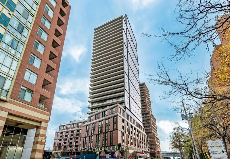 home for lease on 427-35 parliament Street