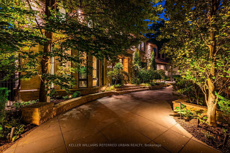 6 Bayview Wood, Toronto, M4N 1R7 | Image 3