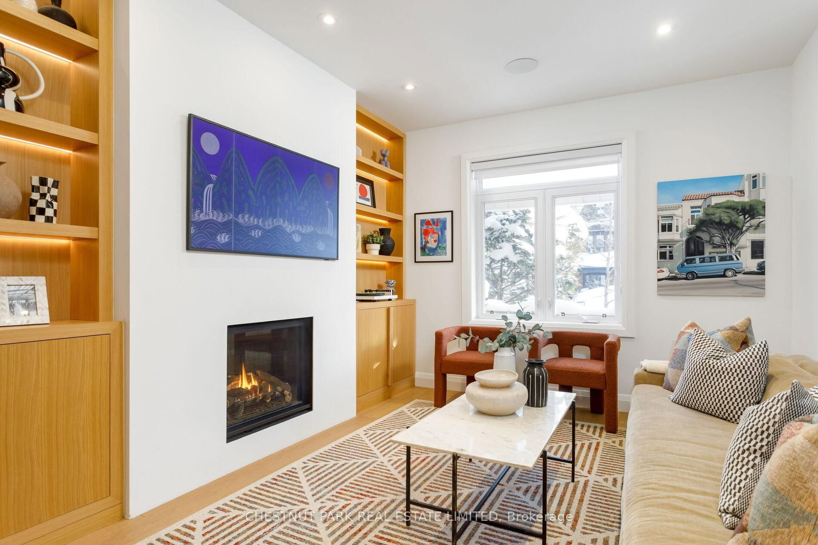 Listing Image 7