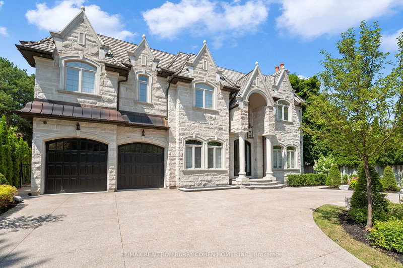 29 Junewood Cres, Toronto, M2L 2C3 | Image 2