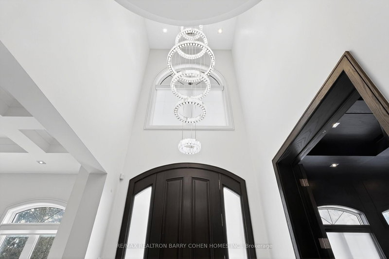 29 Junewood Cres, Toronto, M2L 2C3 | Image 3