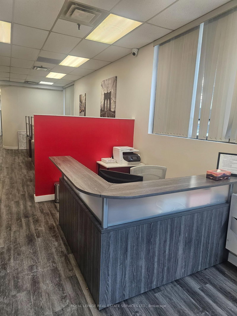 40 St. Mary St, Toronto, M4Y 2S8 | Image 3