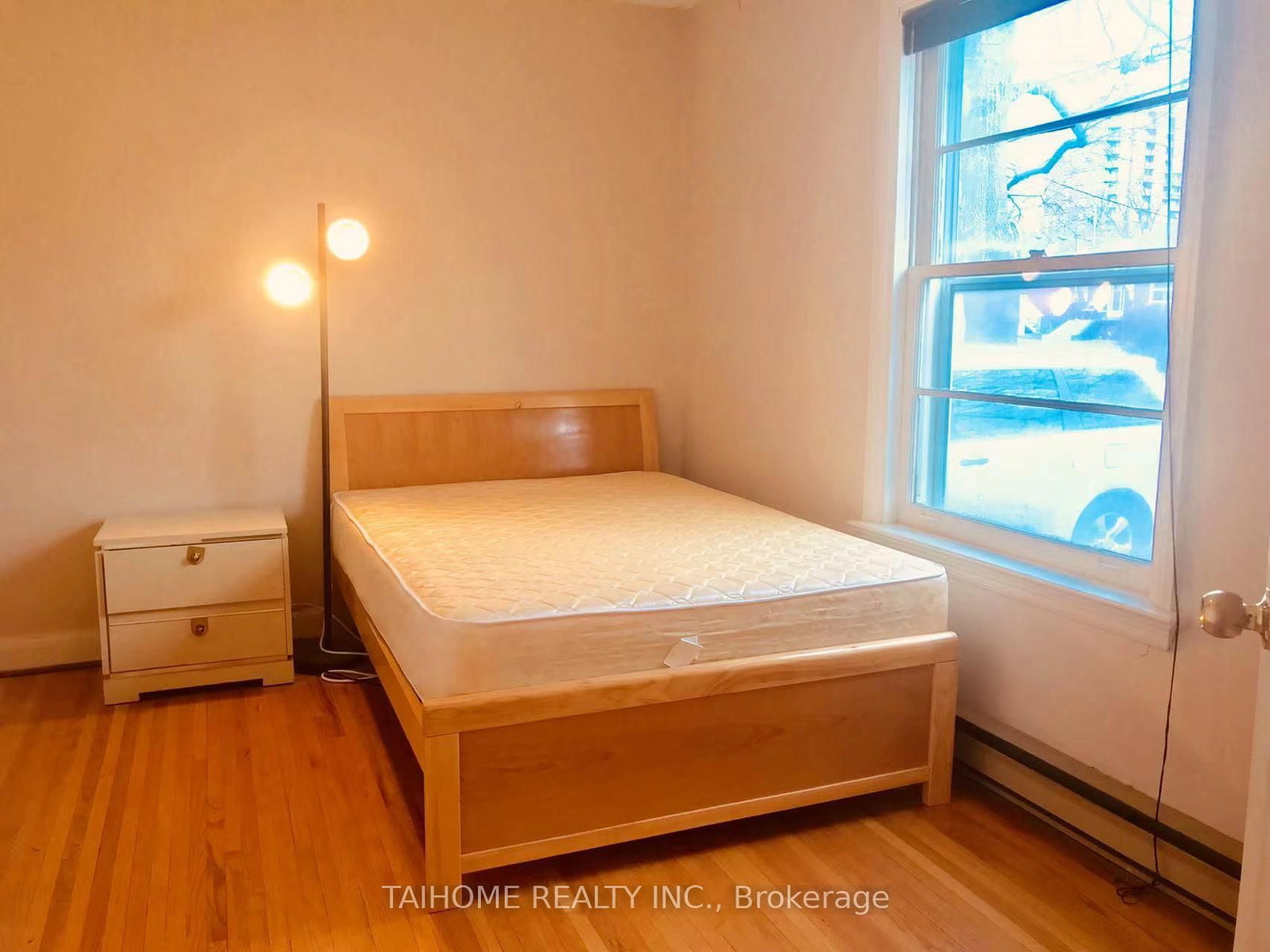 Detached House for sale at 6 Vonda Avenue, Toronto, Ontario, M2N 5E7 - Willowdale East - MLS: C12734498