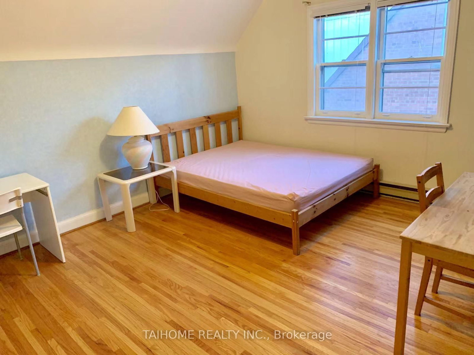 Detached House for sale at 6 Vonda Avenue, Toronto, Ontario, M2N 5E7 - Willowdale East - MLS: C12734498