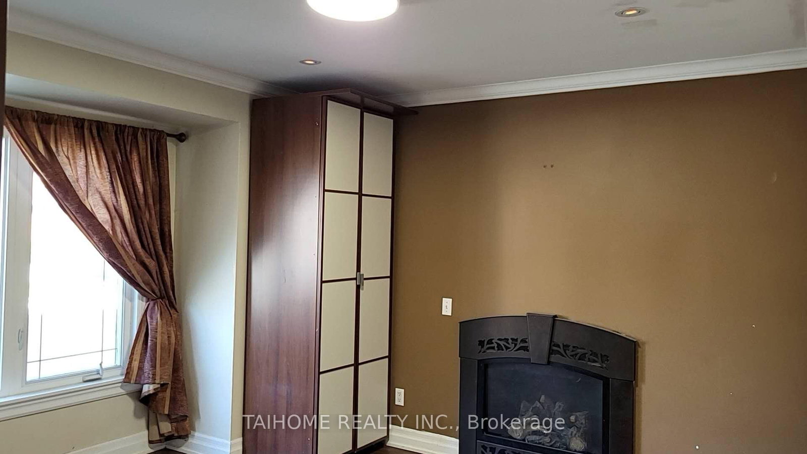 Detached House for sale at 6 Vonda Avenue, Toronto, Ontario, M2N 5E7 - Willowdale East - MLS: C12734498