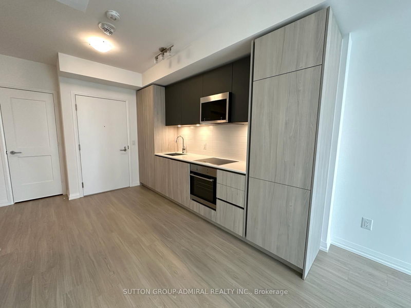 2607 - 8 Widmer St, Toronto, M5V 0W6 | Image 2