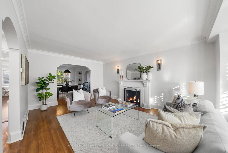 10 Heather Rd, Toronto, M4G 3G3 | Image 3