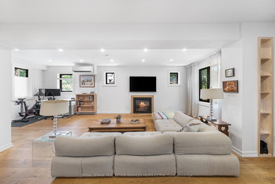 115 Robinson St | Toronto | Image