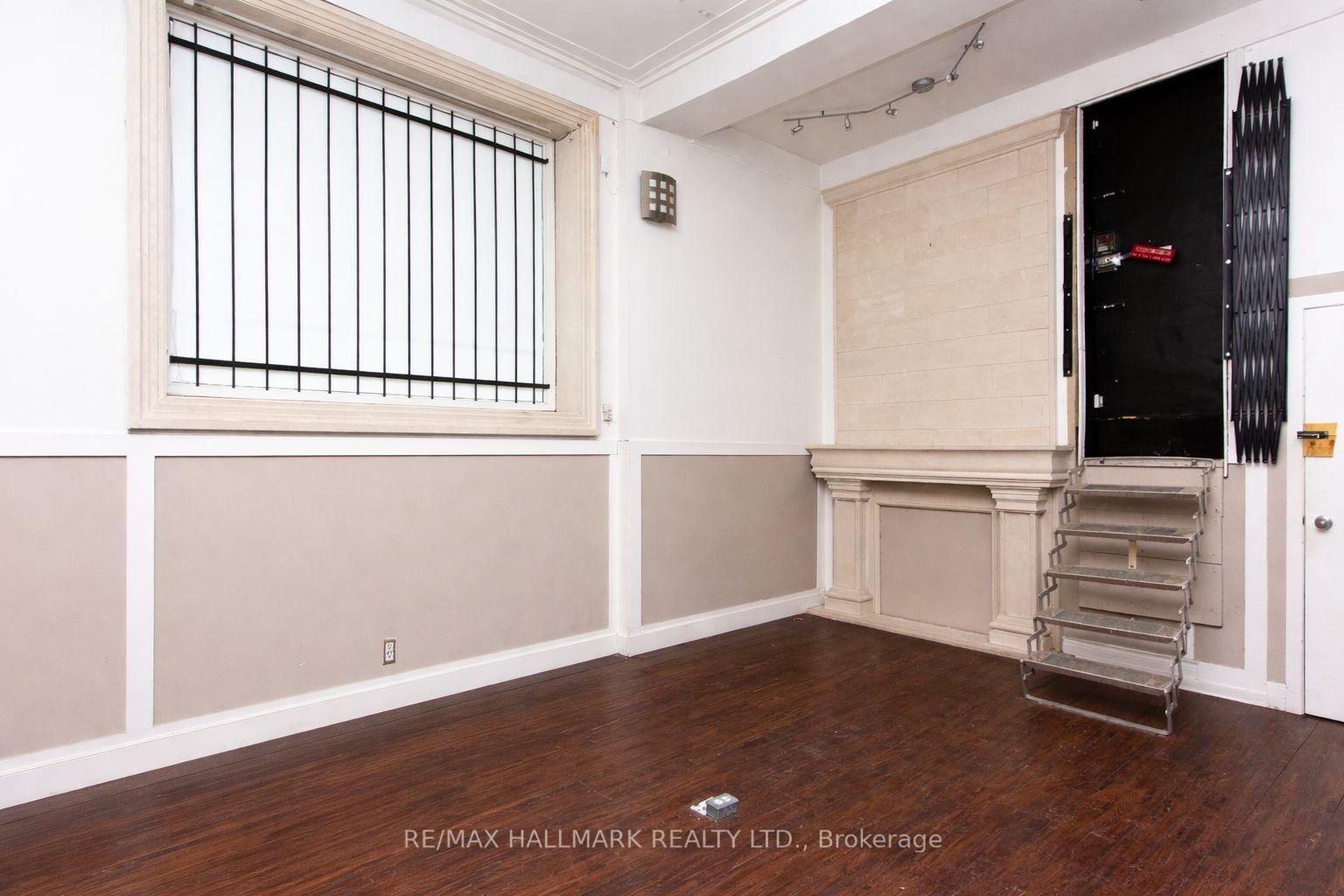 306A Eglinton Avenue W - Photo 15