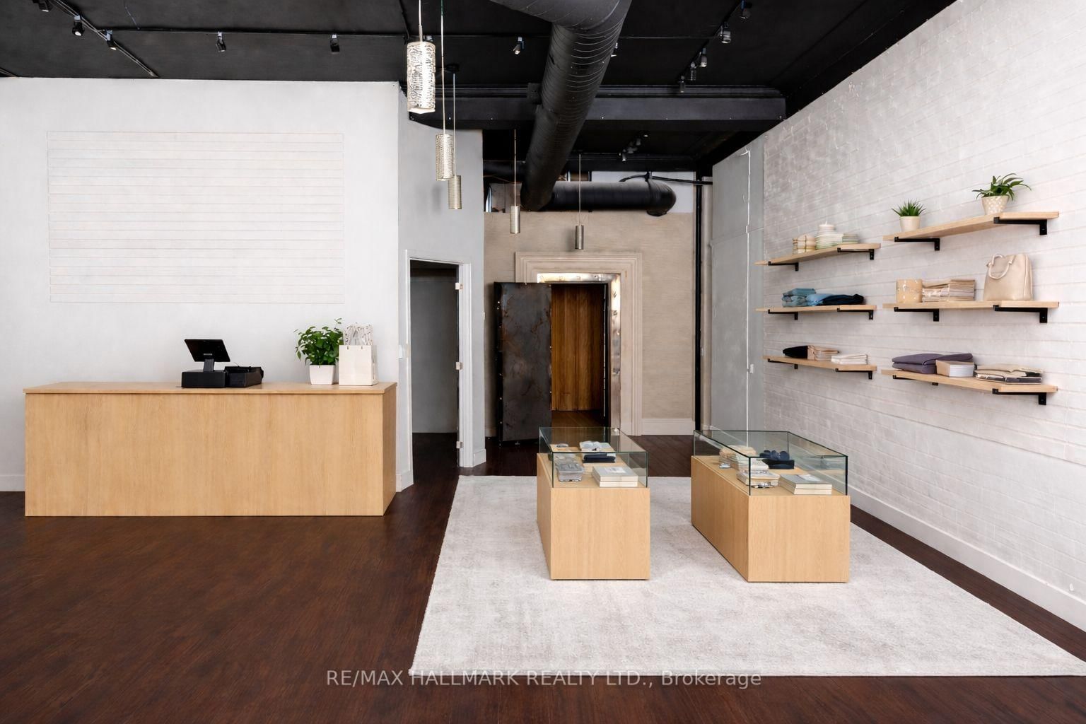 306A Eglinton Avenue W - Photo 19