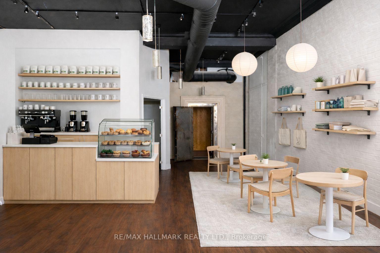 306A Eglinton Avenue W - Photo 20