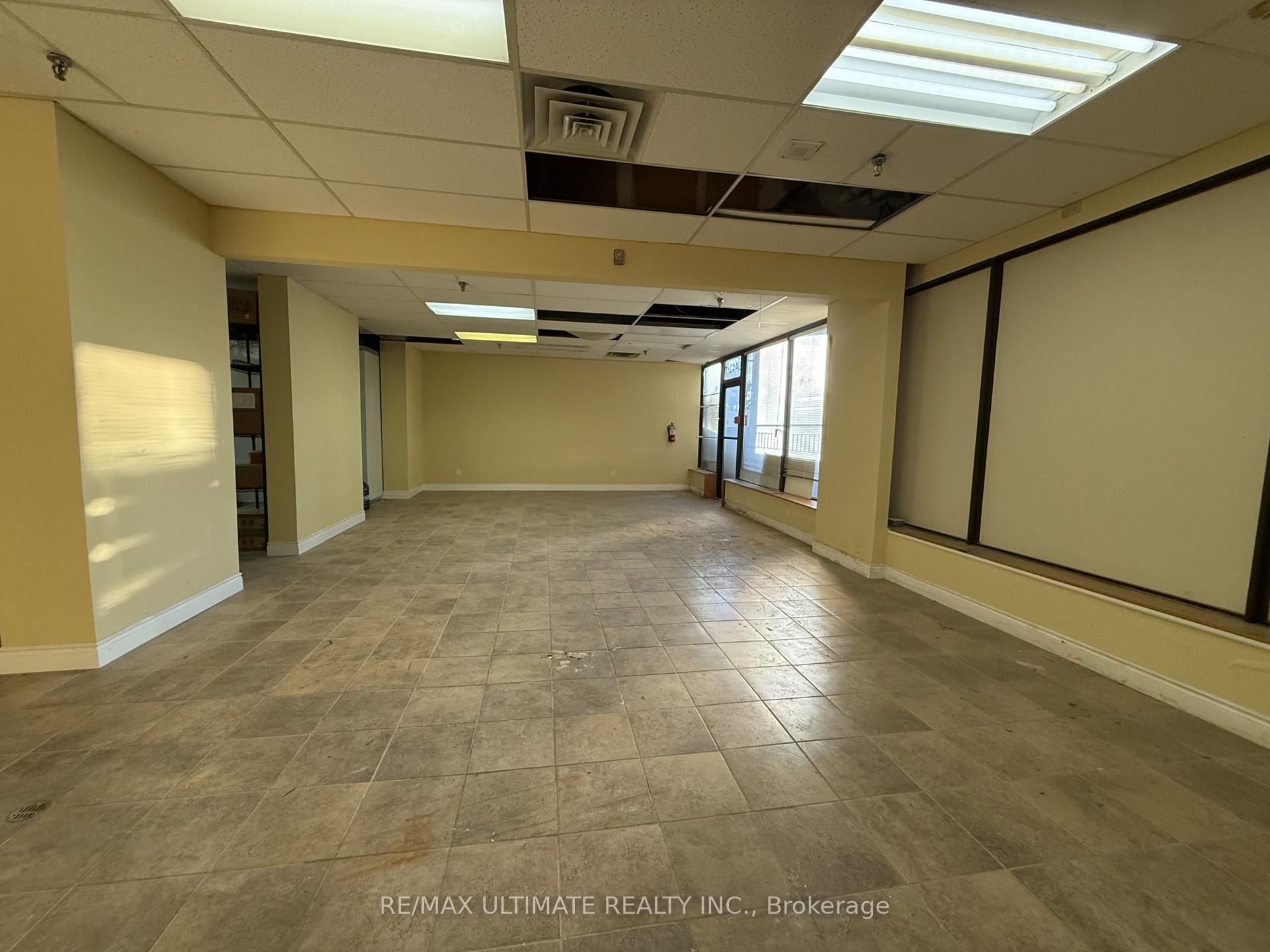 5440 Yonge Street, Unit 9-11