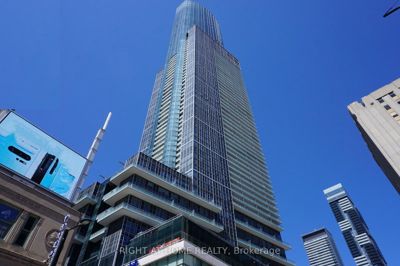 Unit 4207 — 386 Yonge Street, Toronto