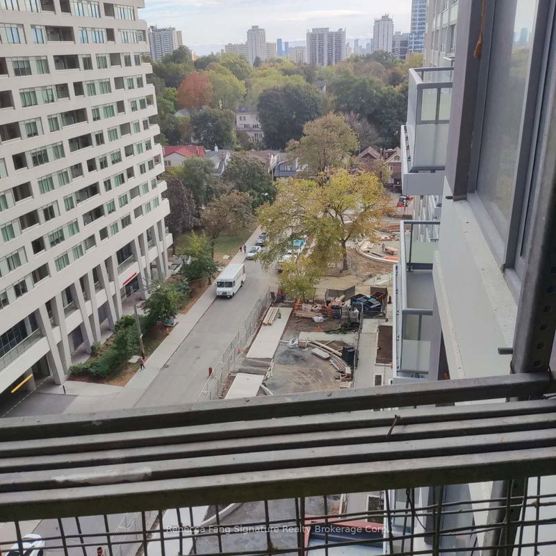 1012 - 50 Dunfield Ave, Toronto, M4S 0E4 | Image 2