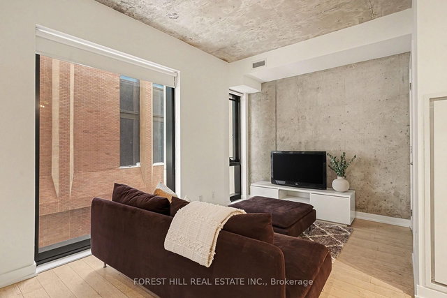 301 - 11 Charlotte Street