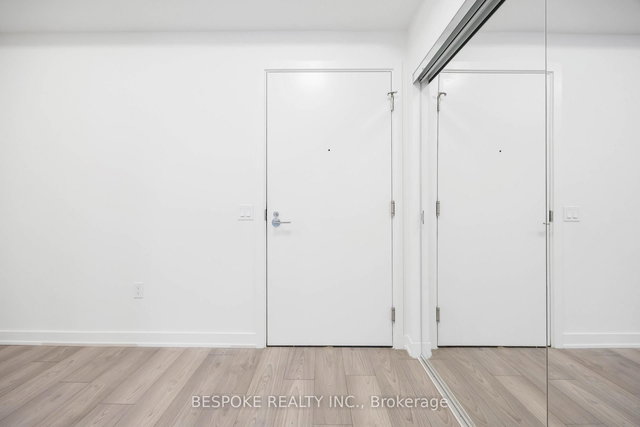 1003 - 110 Broadway Avenue