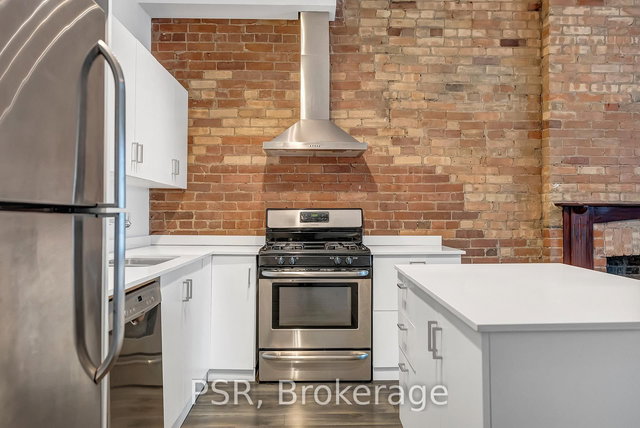 2 - 464 College Street