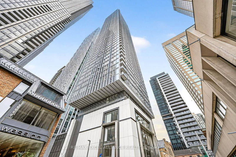 2802 - 8 Cumberland St, Toronto, M4W 0B6 | Image 2