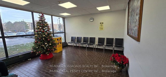 901 - 45 Sunrise Avenue