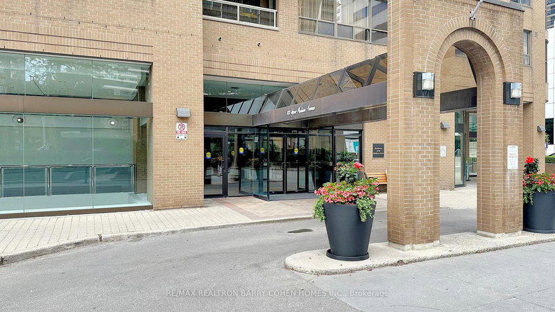 2803 - 100 Upper Madison Ave, Toronto, M2N 6M4 | Image 3
