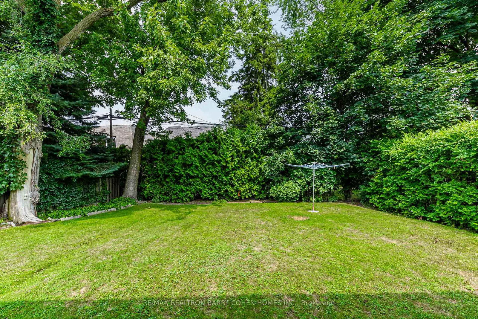 Detached House for lease at 200 Cortleigh Boulevard, Toronto, Ontario, M5N 1P5 - Lawrence Park South - MLS: C12748128