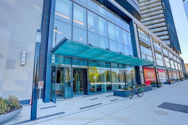 219 - 585 Bloor Street E