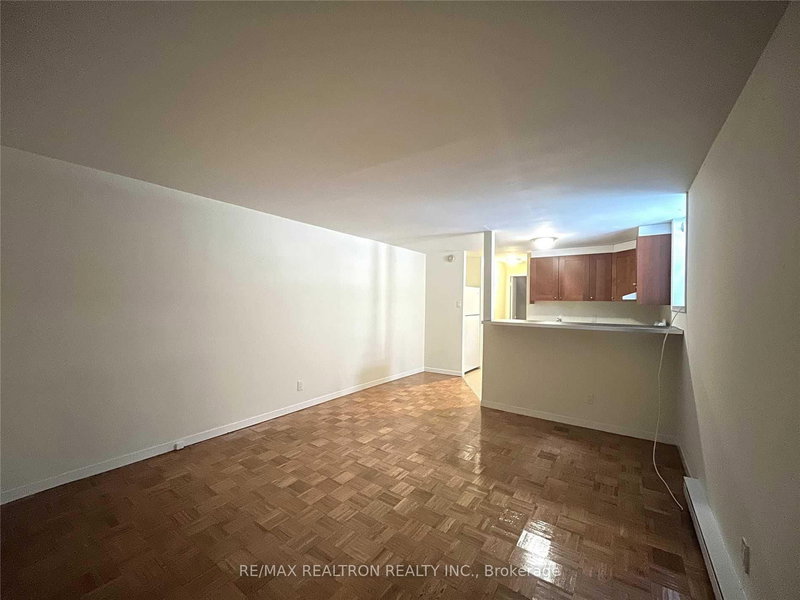 A - 485 Oriole Pkwy, Toronto, M5P 2H9 | Image 3