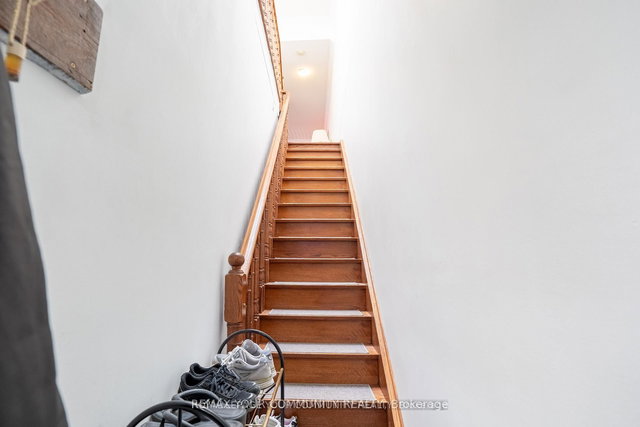 Upper - 149 Dovercourt Road