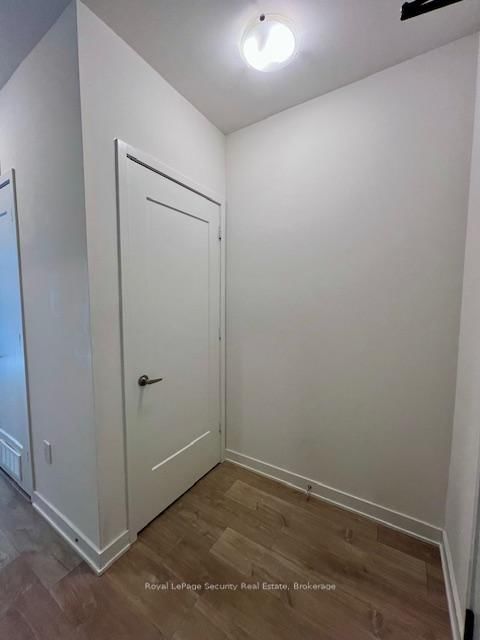 1043 - 121 Lower Sherbourne Street