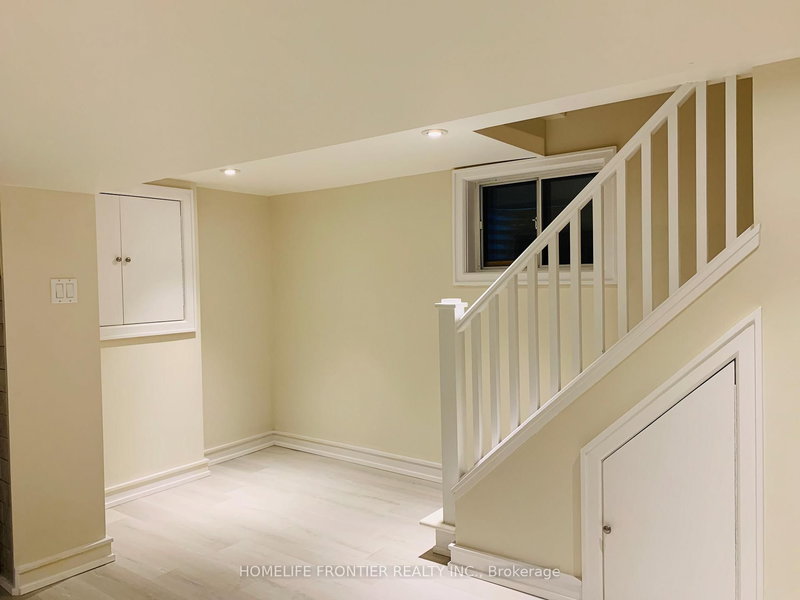 38 Henderson Ave, Toronto, M6J 2B8 | Image 3