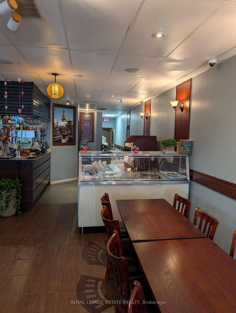 804 Eglinton Ave E, Toronto, M4G 2L1 | Image 3