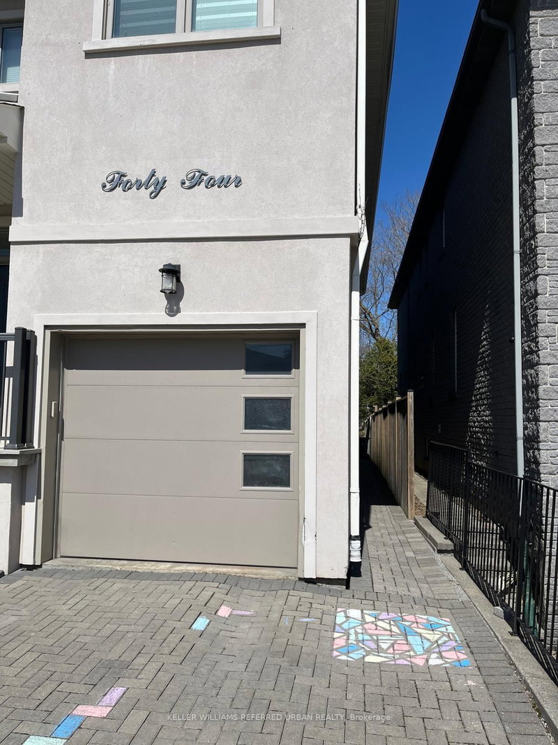 home for lease on BSMT 1-44 Regina Avenue