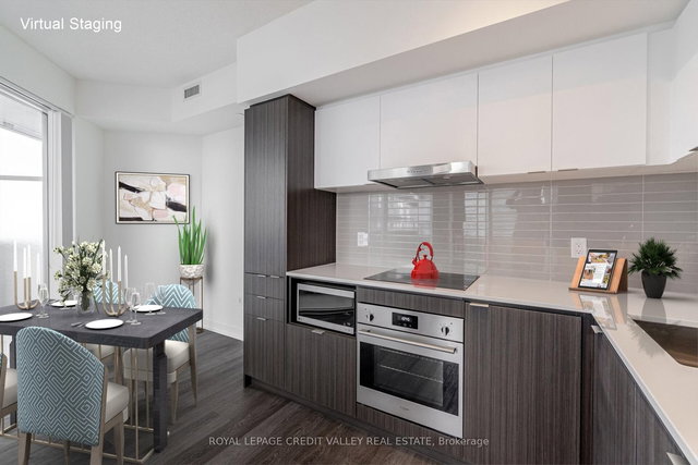 4308 - 55 Cooper Street