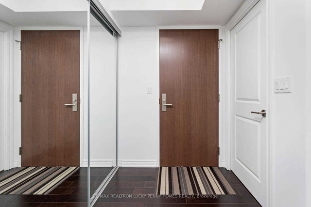 1801 - 386 Yonge Street